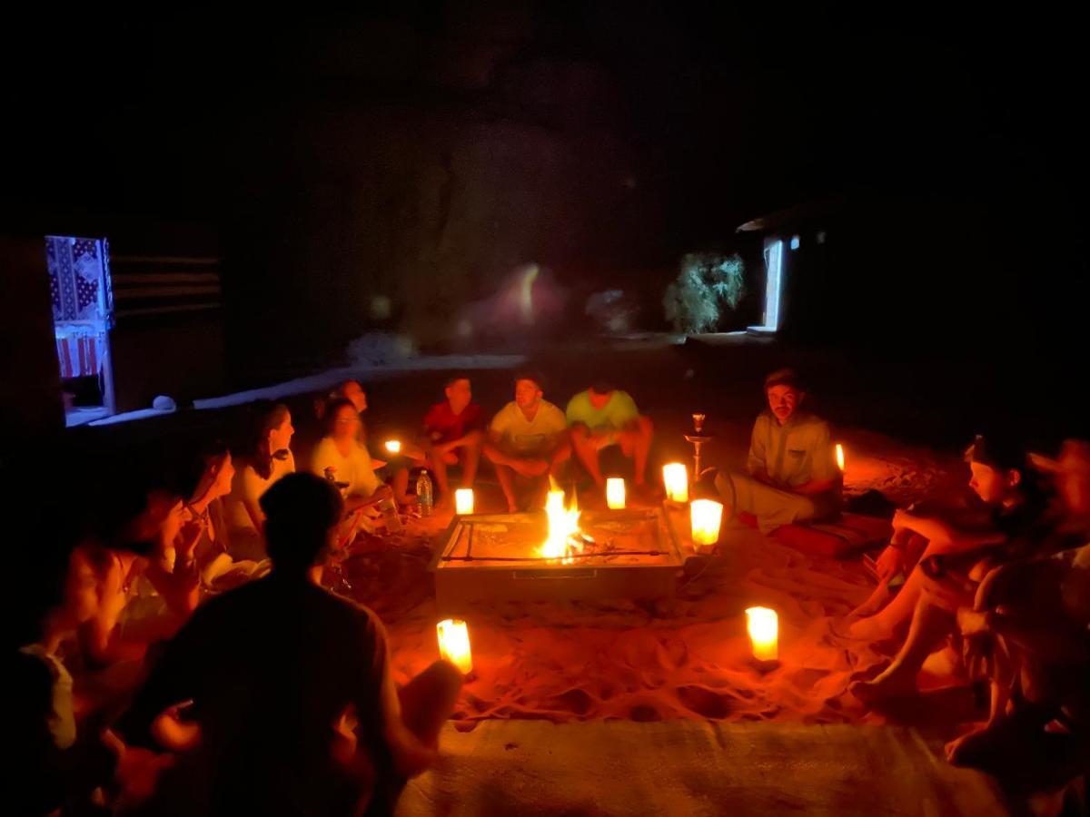 Hôtel Bedouin Memories Camp à Wadi Rum Extérieur photo