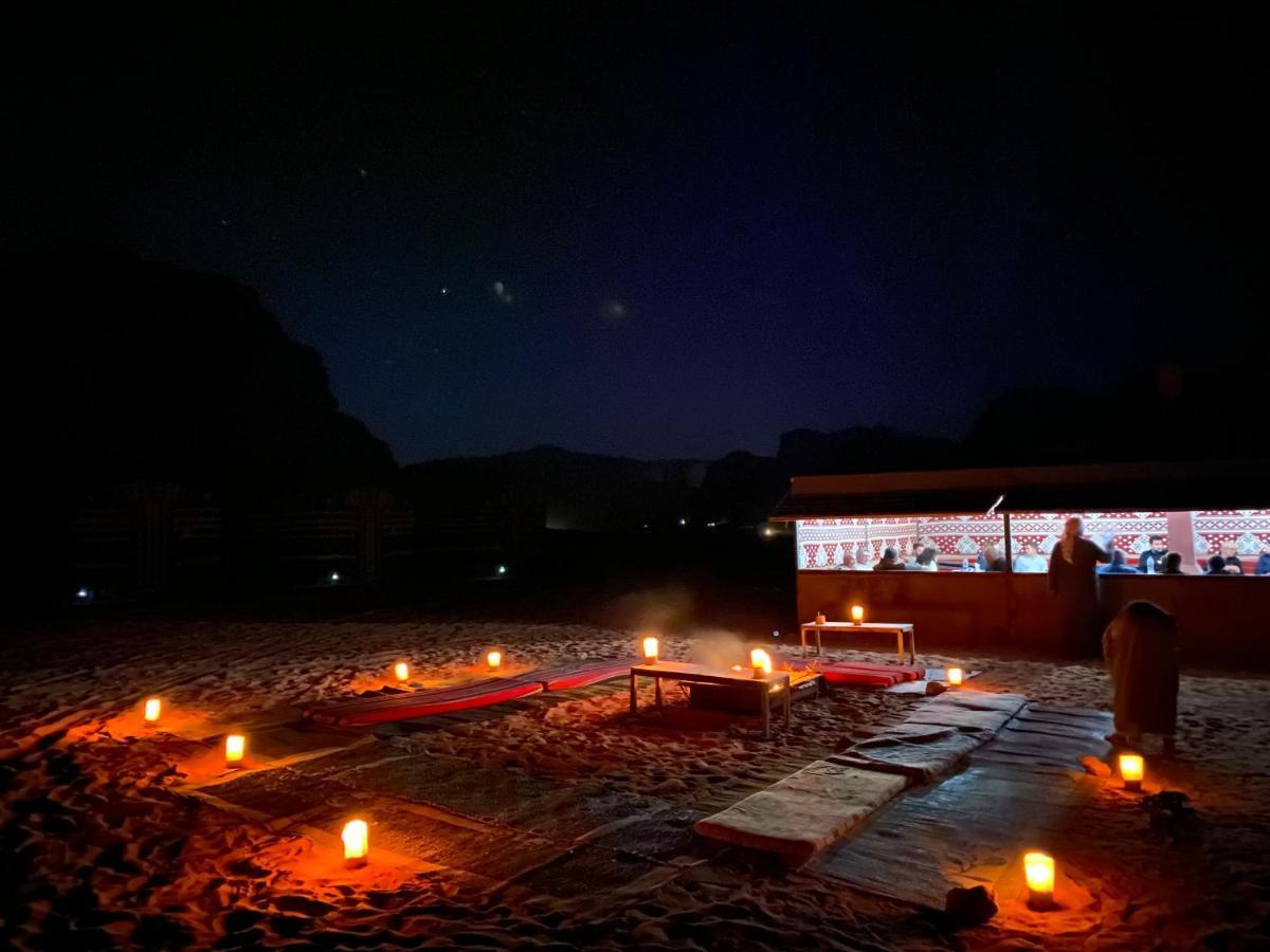 Hôtel Bedouin Memories Camp à Wadi Rum Extérieur photo